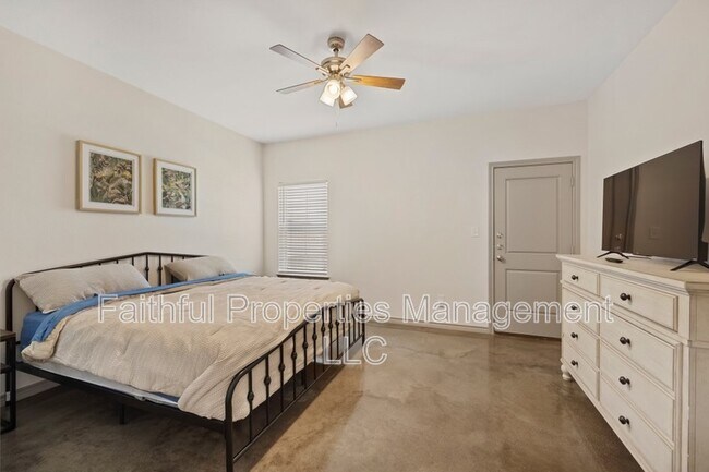 Building Photo - 16374 County Rd 4100