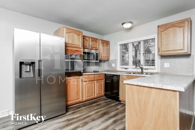 Building Photo - 12431 Betsy Ross Ln