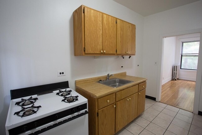 Floorplan - 5416 S. Woodlawn Avenue