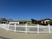 Building Photo - Solar equipped home in Lemoore coming soon!