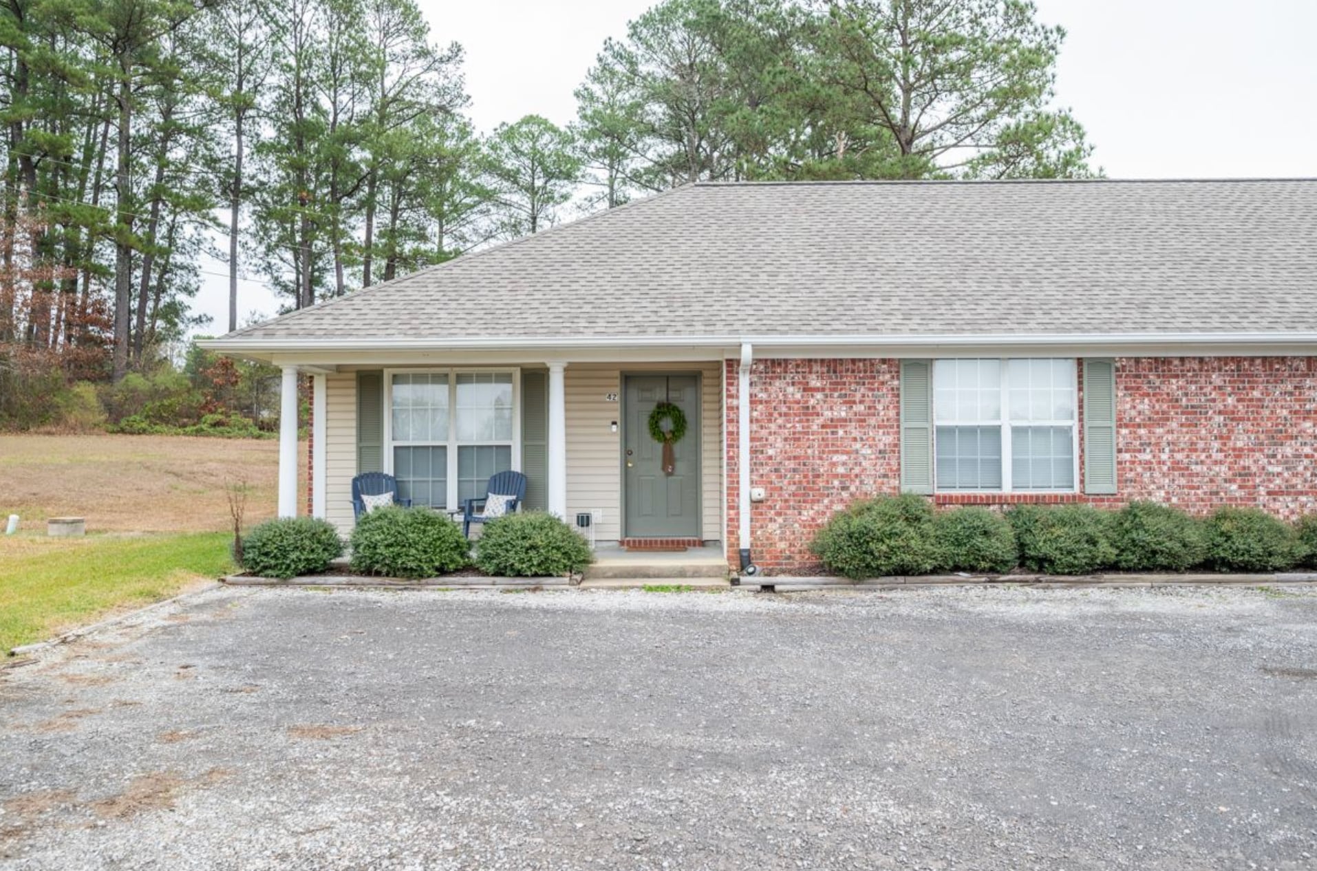 Building Photo - 127 Darby Way