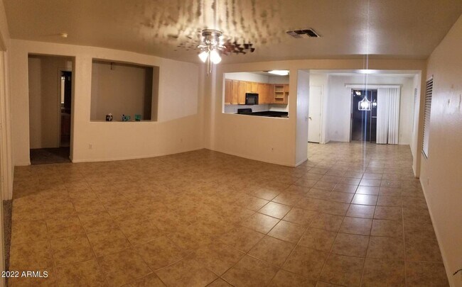 Building Photo - 15842 W Watson Ln