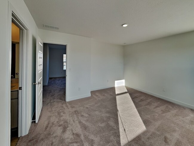 Building Photo - 11713 Hartwell St