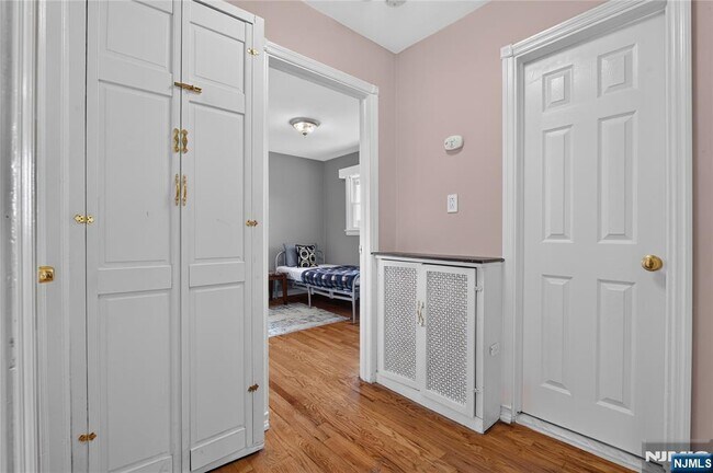 Building Photo - 8 Coyles Ct