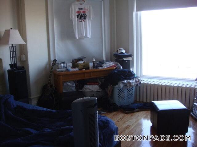 Building Photo - 43 Bay State Rd