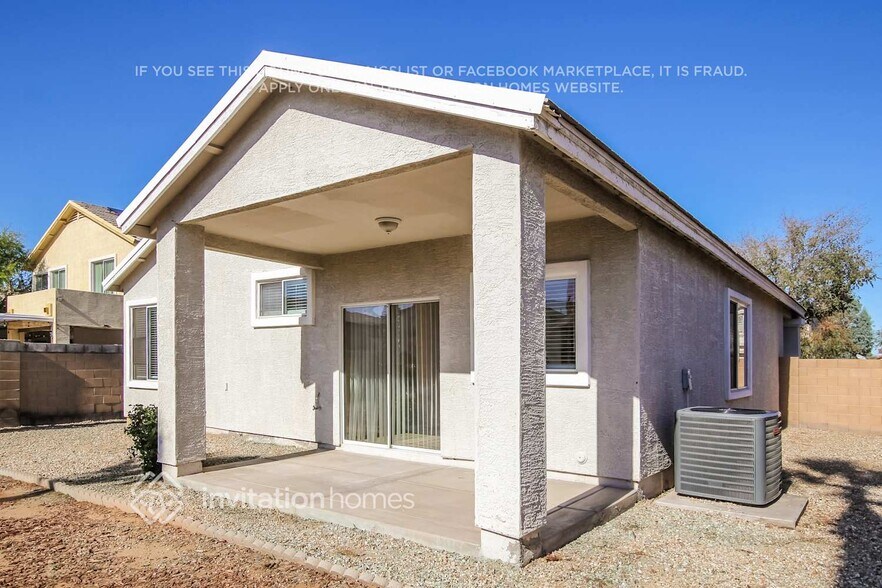 Building Photo - 6965 W Midway Ave