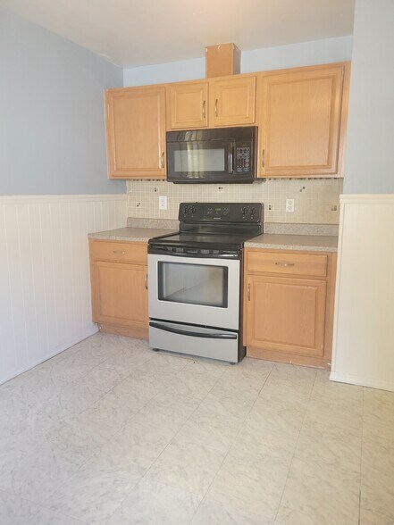 Kitchen - 58 Beech St
