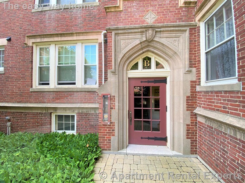 Building Photo - 520 High St