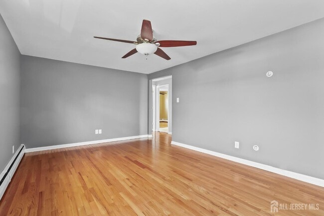 Building Photo - 262 Wall St