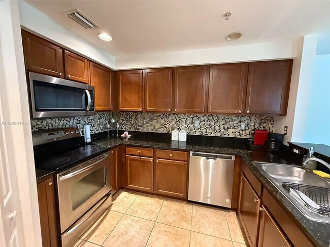 Building Photo - 10870 NW 88th Terrace