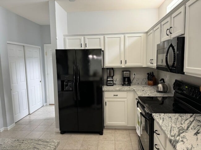 Building Photo - Welcome to Suncity 55+ Community