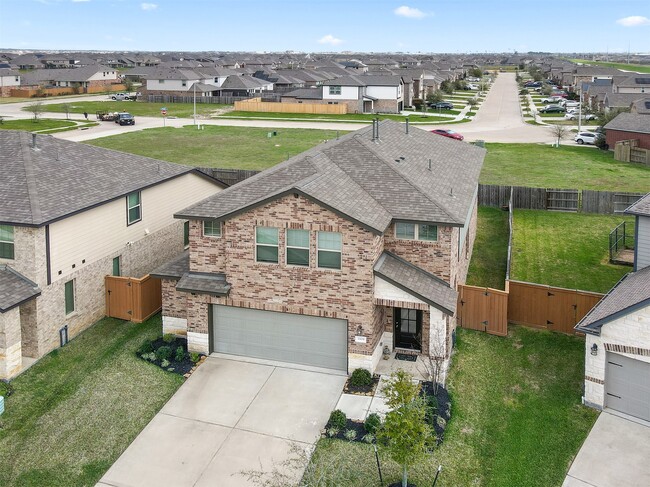 Building Photo - 2108 Sweet Bay Dr