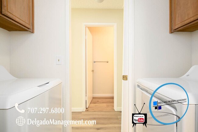 Building Photo - Benicia! Large two story three bedroom, two and 1/2 baths townhome