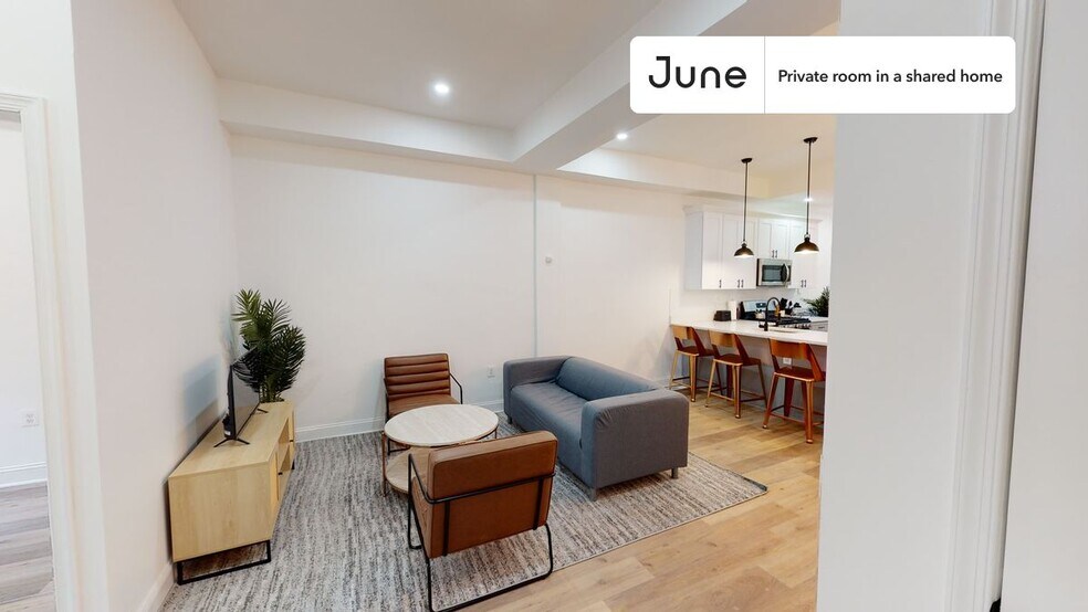 Building Photo - Room in Shared 5 bed/3.5 bath home