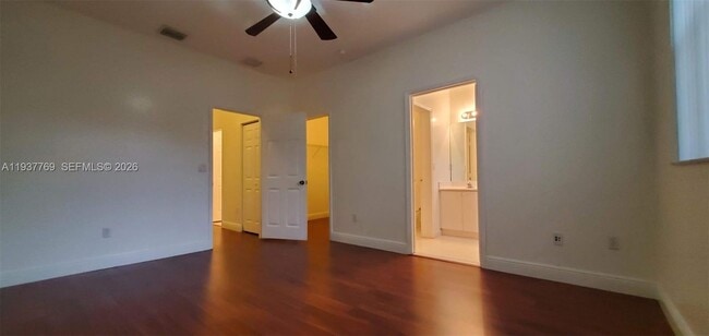 Building Photo - 2231 Anchor Ct