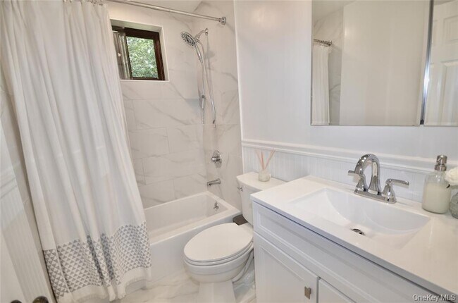 Building Photo - 99 Richmond Blvd