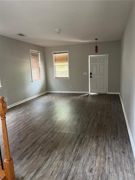 Building Photo - 152 Parkmont Ln