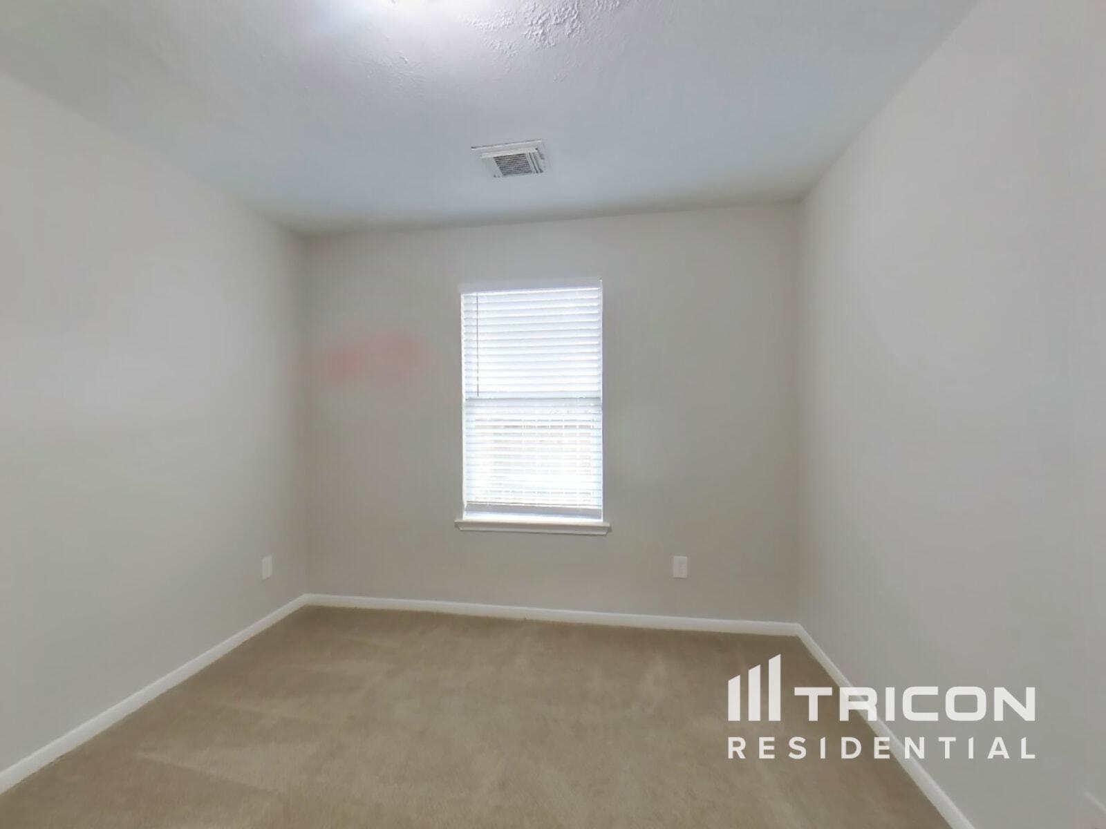 Building Photo - 7402 Deloache Ave