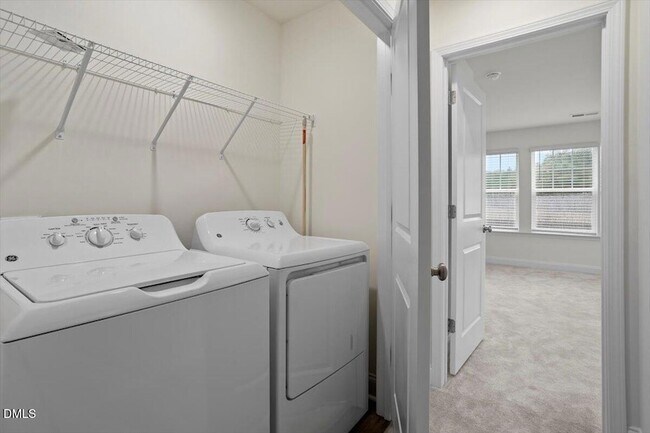Building Photo - 74 Amaryllis Ln