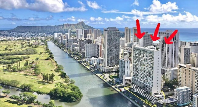 Building Photo - 2211 Ala Wai Blvd