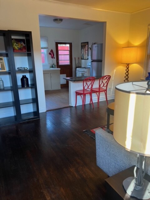 Living Room Looking into Kitchen - 928 Marco Pl