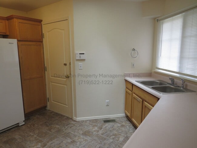 Building Photo - Great 3 Bedroom House in the Southern Powers Corridor