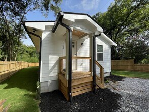 Building Photo - NEW CONSTRUCTION AVAILABLE NOW!!