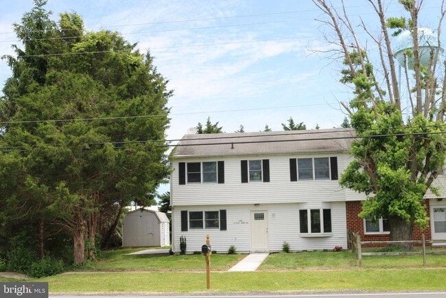 Building Photo - 490 Duck Creek Rd