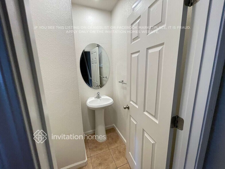 Building Photo - 2703 Tribeca Pl