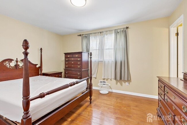 Building Photo - 3 Stafford Dr