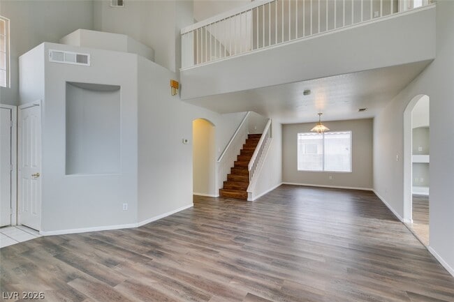 Building Photo - 7809 Calico Flower Ave