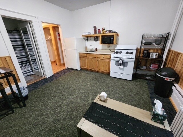 Building Photo - 145 Park Ave