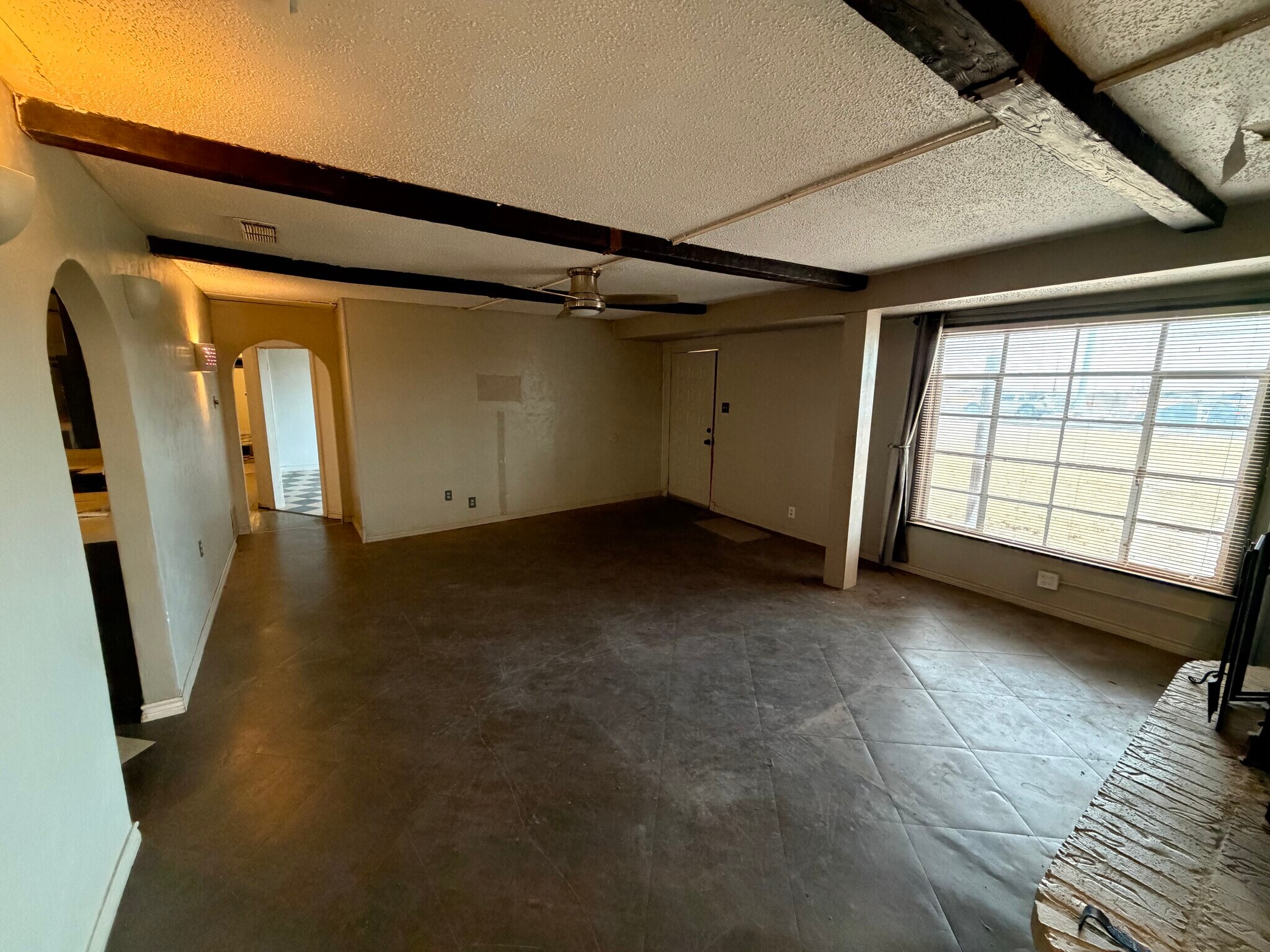 Building Photo - 3408 Upland Ave