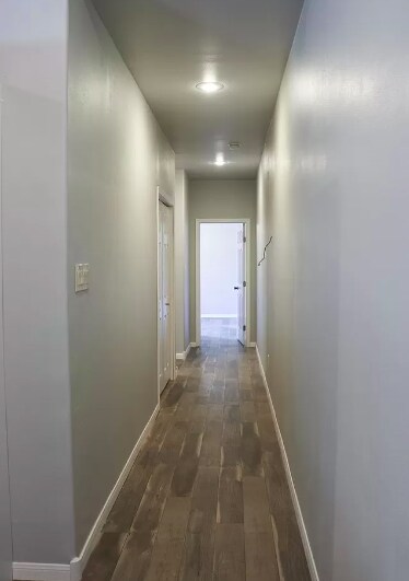 Building Photo - Beautiful Updated Duplex