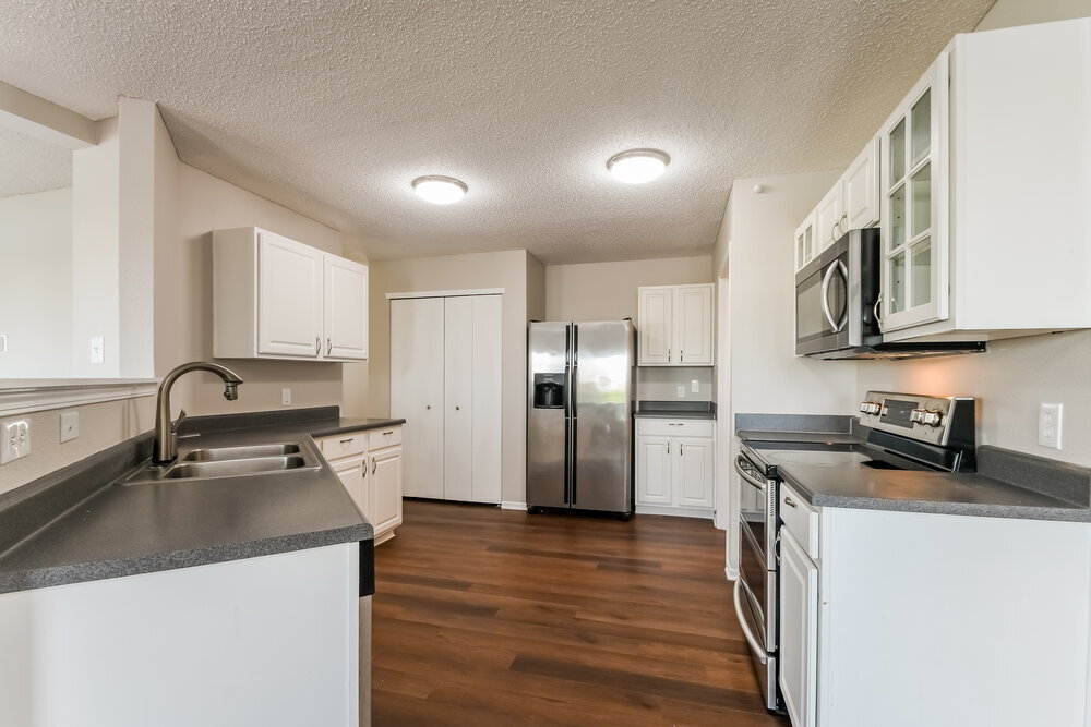 Building Photo - 9498 W Midnight Dr