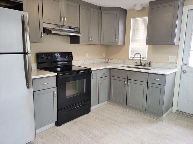 Building Photo - 2039 Calusa Trail