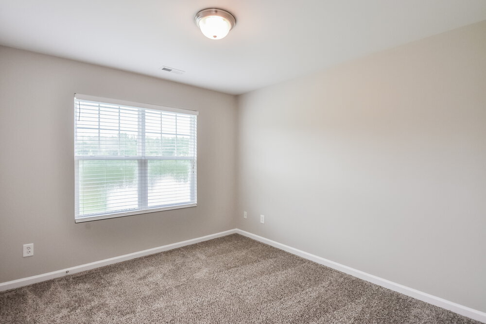 Building Photo - 3215 Whispernut Ln