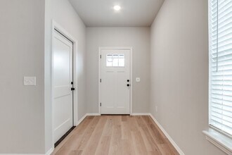 Building Photo - 5 East