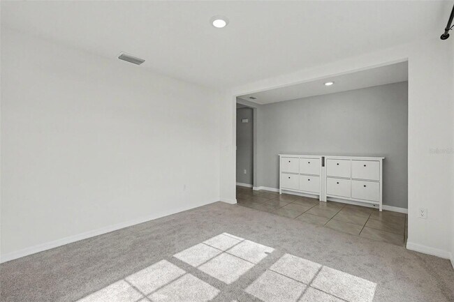 Building Photo - 36851 Goffaux Loop