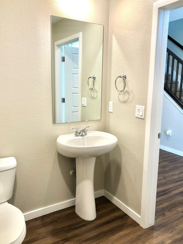 Building Photo - 6757 Quivas Way