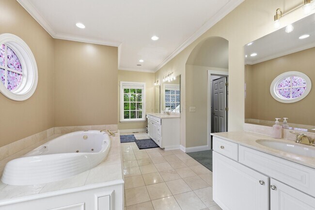 Building Photo - 7410 Ratchford Ct