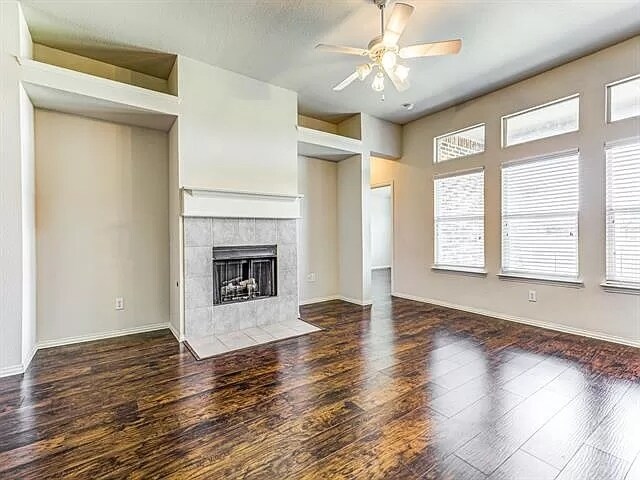 Building Photo - 2761 Cascade Cove Dr