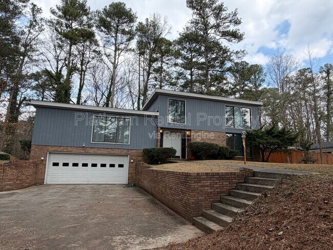 Building Photo - 2867 Monica Ct SW