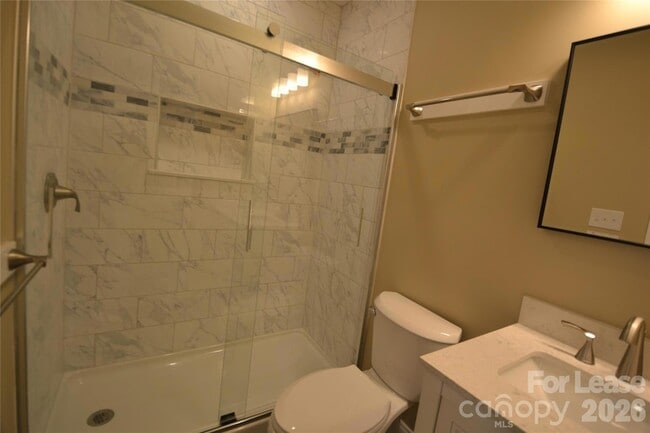 Building Photo - 432 Keswick Ave