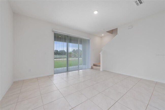 Building Photo - 1153 Blue Jay Dr