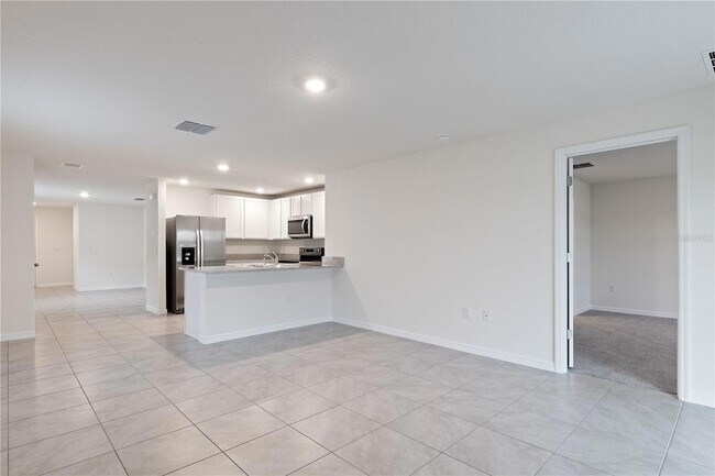 Building Photo - 3718 Mannered Gold Ave