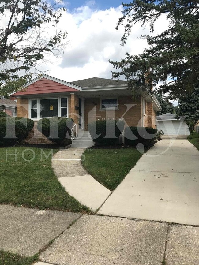Building Photo - 1407 Evers Ave