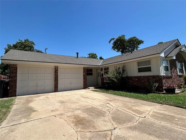Building Photo - 7605 NW 25th Terrace