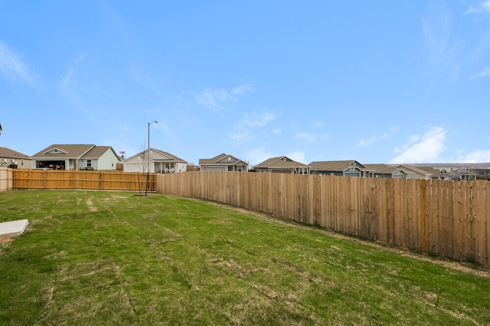 Building Photo - 10701 Revolver Dr