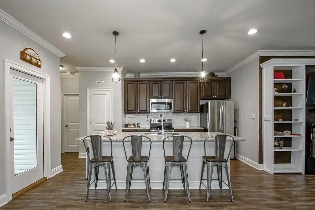 Building Photo - 59450 Spring Dr